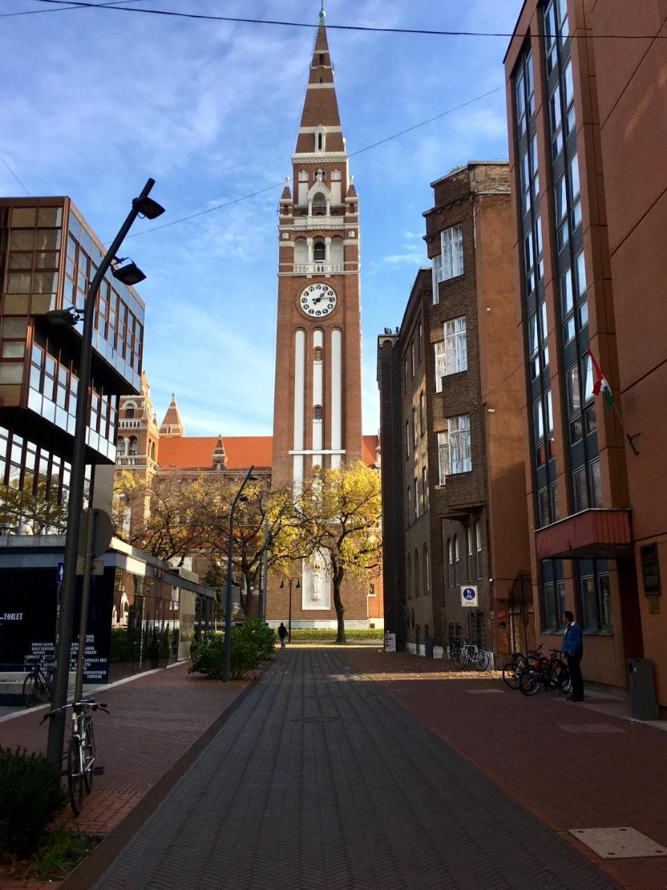 Gutenberg Apartments Сегед Экстерьер фото